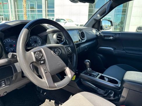 Certified 2023 Toyota Tacoma TRD Off-Road w/ Black Out Package (TMS) AWD/4WD image 13