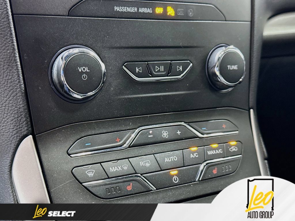 Used 2020 Ford Edge SEL w/ Convenience Package AWD/4WD image 18