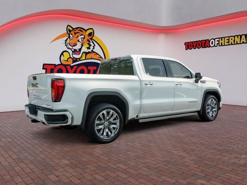 Used 2023 GMC Sierra 1500 Denali w/ Denali Reserve Package AWD/4WD image 6