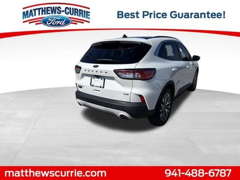 Certified 2020 Ford Escape Titanium w/ Titanium Premium Package 2.0 image 4