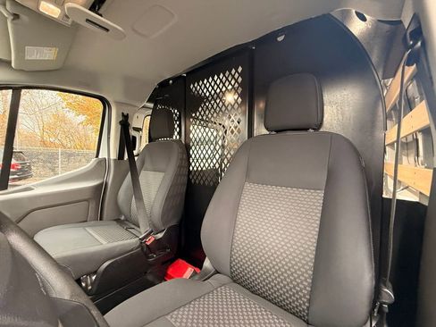 Used 2024 Ford Transit 250 Low Roof w/ Exterior Upgrade Package RWD image 16