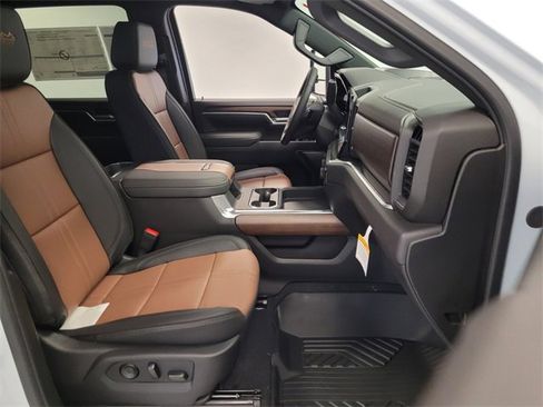 New 2026 Chevrolet Silverado 2500 High Country w/ High Country Premium Package image 16