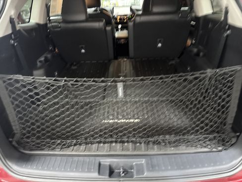 Used 2023 Toyota Highlander Platinum AWD/4WD image 36