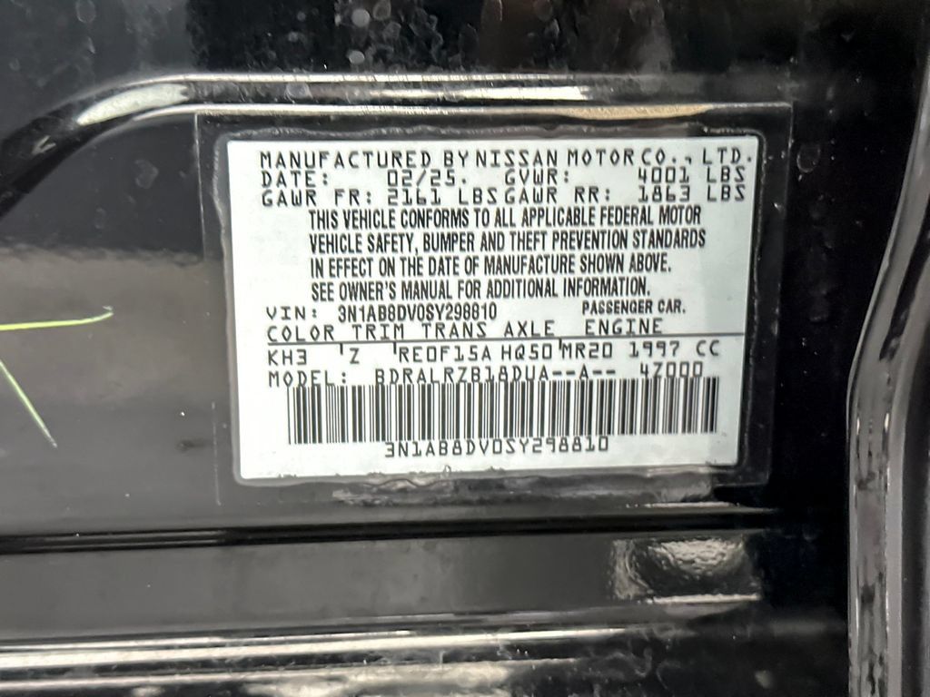 Used 2025 Nissan Sentra SR FWD image 26