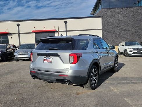 Used 2023 Ford Explorer ST-Line image 5