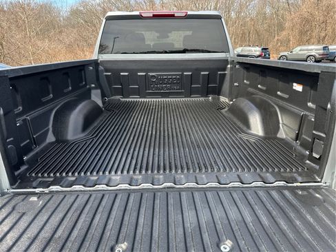 Used 2025 Chevrolet Silverado 2500 LT w/ Convenience Package AWD/4WD image 12