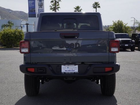 New 2026 Jeep Gladiator Sport image 5