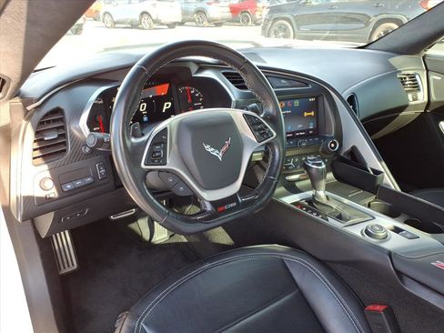 Used 2015 Chevrolet Corvette Z06 w/ 3LZ Preferred Equipment Group image 27