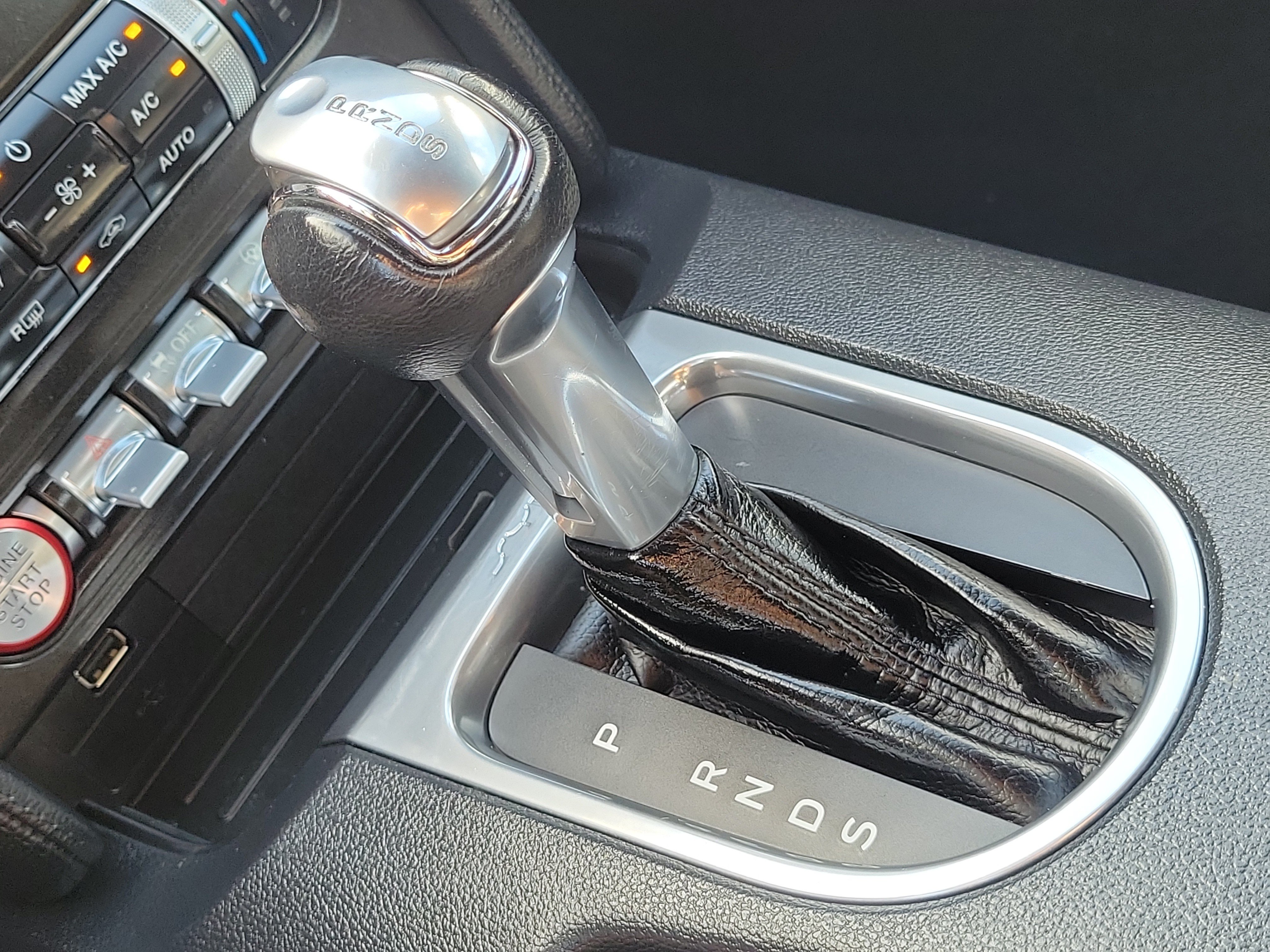 Used 2022 Ford Mustang Premium RWD image 22