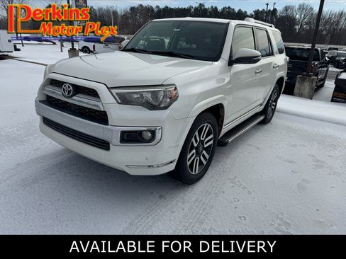 Used 2018 Toyota 4Runner Limited image 1