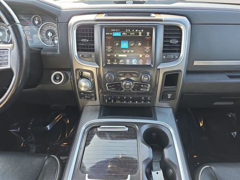 Used 2017 RAM 1500 Limited image 11