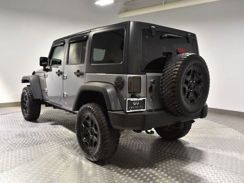 Used 2015 Jeep Wrangler Unlimited Rubicon w/ Dual Top Group image 5