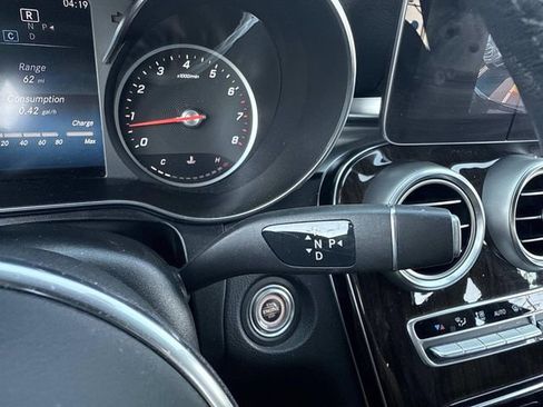 Used 2020 Mercedes-Benz GLC 300 4MATIC image 37