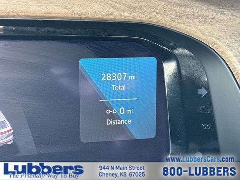Used 2025 Volkswagen Atlas SE AWD/4WD image 15
