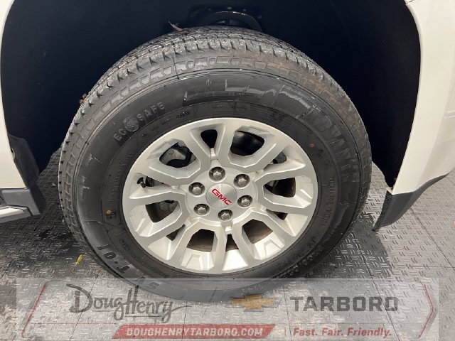 Used 2018 GMC Yukon SLT w/ HD Trailering Package AWD/4WD image 18
