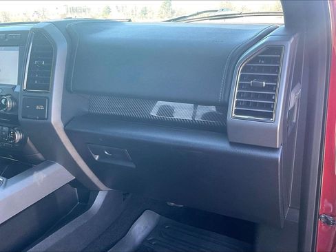 Used 2018 Ford F150 Raptor w/ Equipment Group 802A Luxury image 16