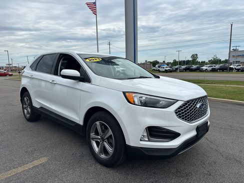 Used 2023 Ford Edge SEL w/ Convenience Package AWD/4WD image 16