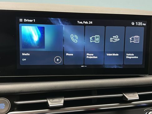 Certified 2025 Hyundai Tucson SE image 23