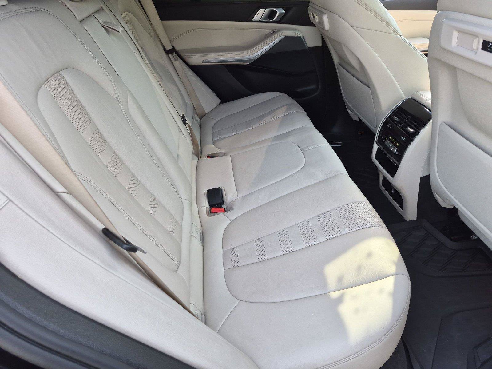 Used 2021 BMW X5 xDrive40i w/ Convenience Package AWD/4WD image 37