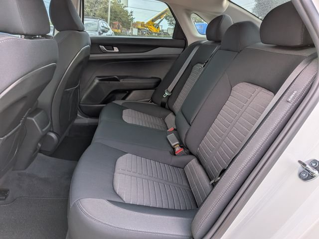 New 2026 Kia K5 LXS FWD image 15
