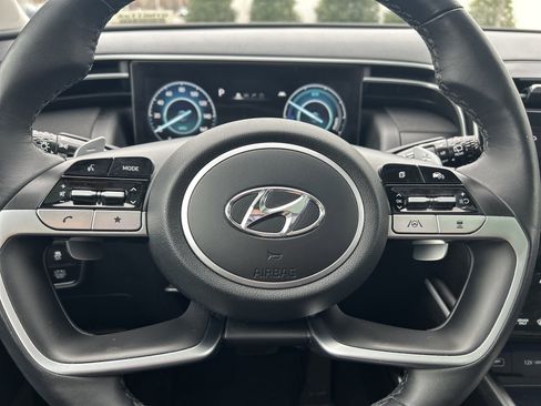 Used 2022 Hyundai Tucson Limited image 17