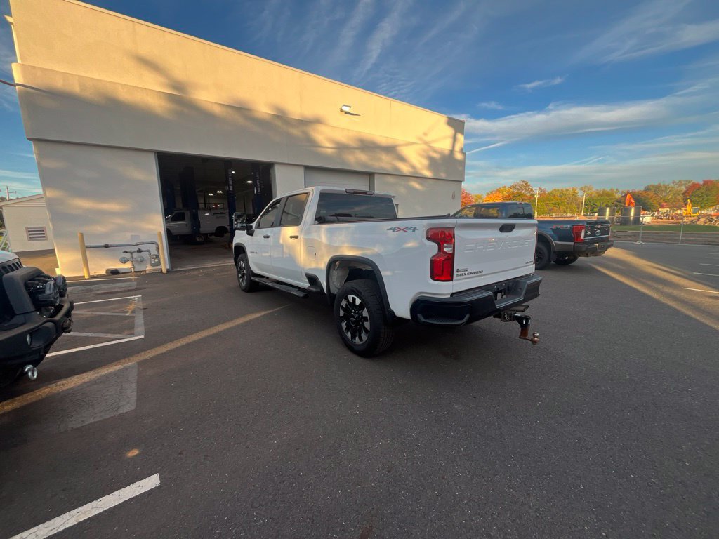 Used 2020 Chevrolet Silverado 2500 Custom w/ Custom Value Package AWD/4WD image 6