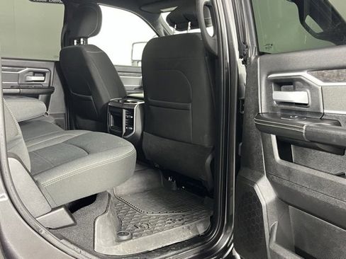 Used 2023 RAM 2500 Big Horn w/ Night Edition image 27