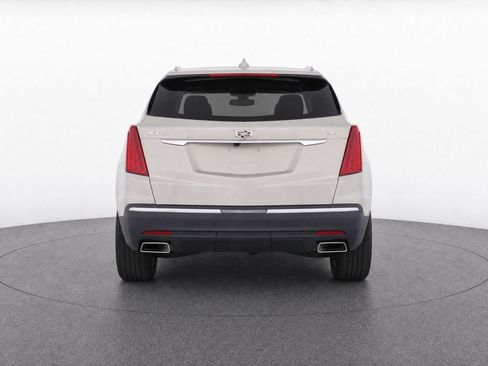 Used 2017 Cadillac XT5 Luxury w/ Driver Awareness Package FWD image 10