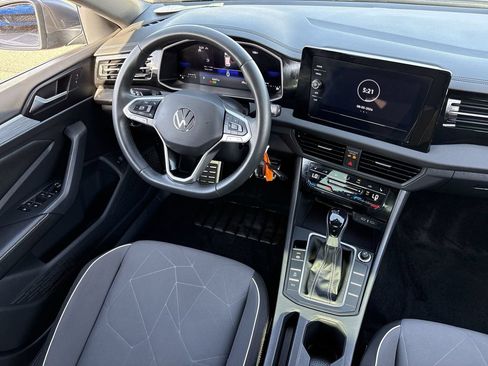 Used 2026 Volkswagen Jetta Sport FWD image 10