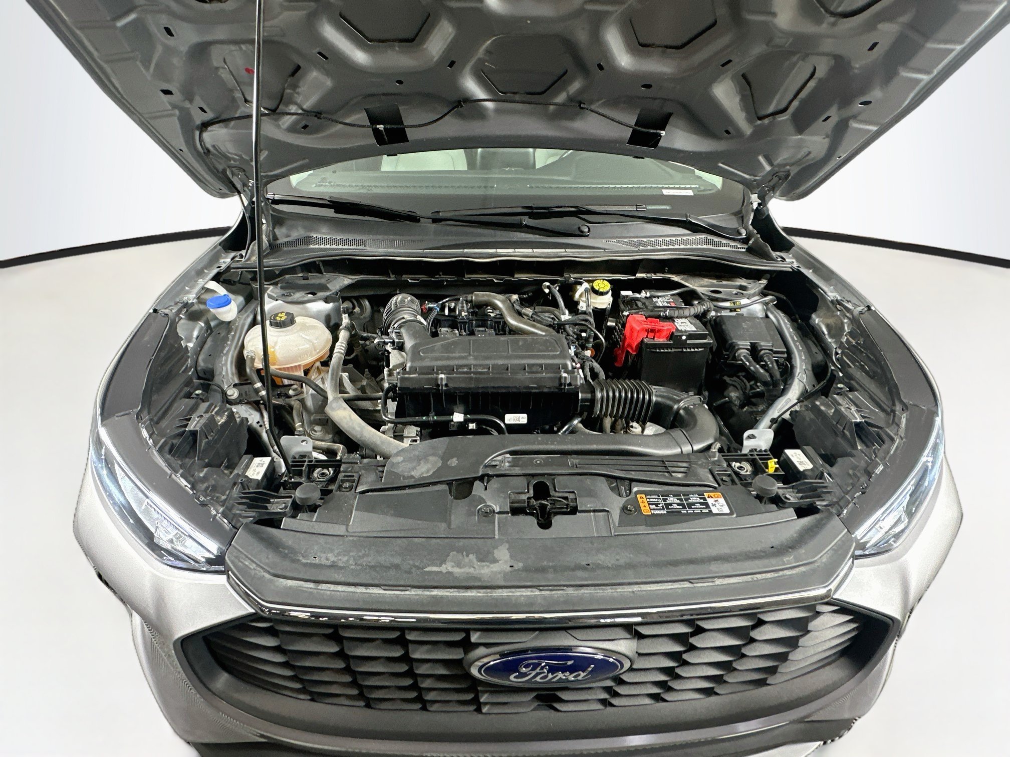 Used 2024 Ford Escape Active w/ Cold Weather Package FWD image 32