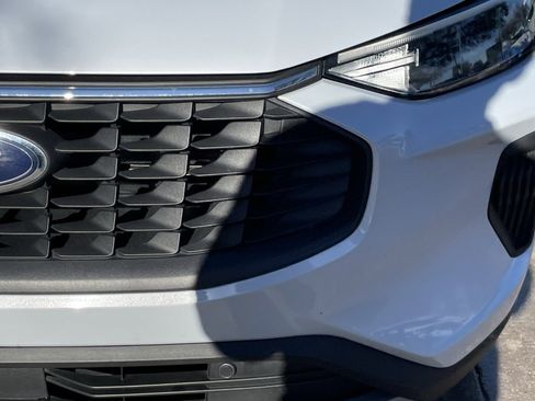 Used 2025 Ford Escape Active image 7