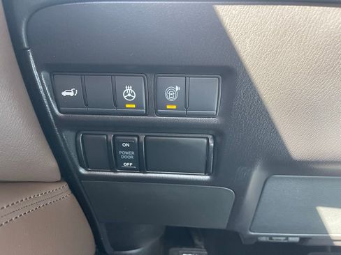 Used 2024 Nissan Armada Platinum image 24