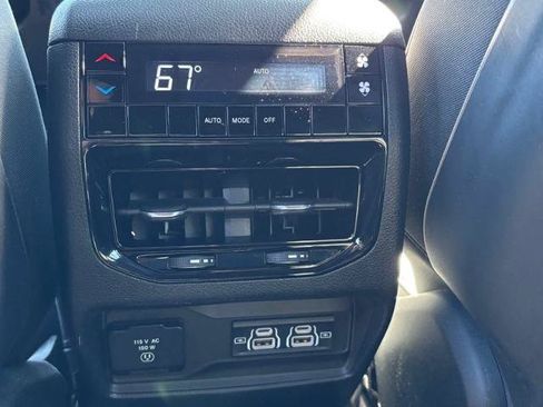 Used 2023 Jeep Grand Cherokee L Laredo AWD/4WD image 28