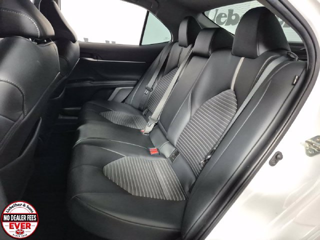 Used 2020 Toyota Camry SE FWD image 24