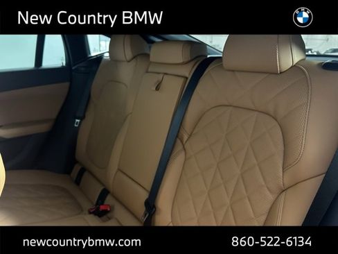 New 2026 BMW X6 xDrive40i image 27