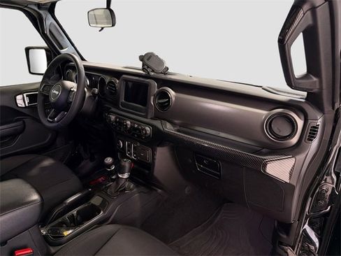 Used 2023 Jeep Wrangler Sport S image 23