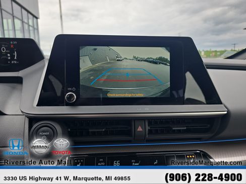 Used 2023 Toyota Prius XLE AWD/4WD image 22
