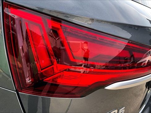 Used 2023 Audi Q5 2.0T Prestige w/ Prestige Package image 23