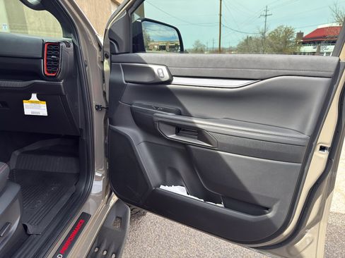 Used 2025 Ford Ranger Raptor image 15