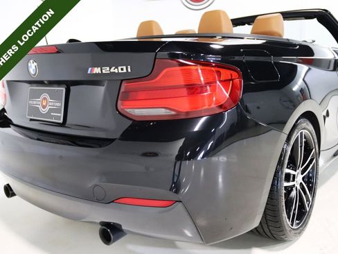 Used 2019 BMW M240i xDrive Convertible w/ Premium Package image 9