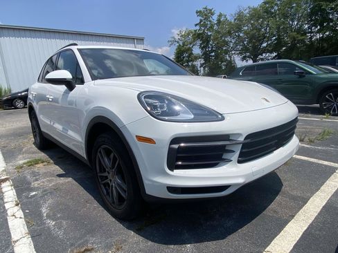 Used 2019 Porsche Cayenne AWD/4WD image 1