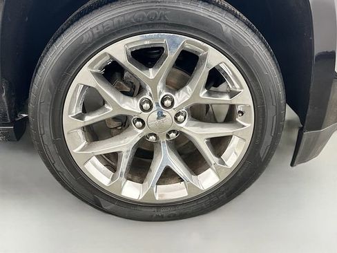 Used 2018 GMC Yukon Denali w/ Denali Ultimate Package image 34