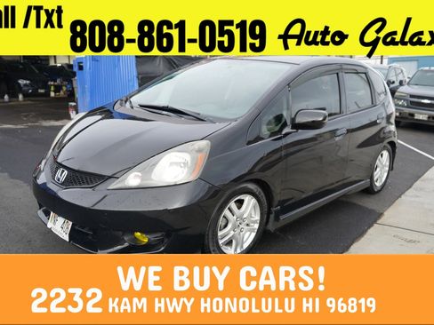 Used 2010 Honda Fit Sport image 1