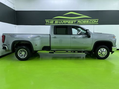 Used 2025 Chevrolet Silverado 3500 LT w/ Safety Package AWD/4WD image 11