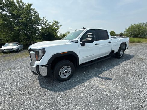 New 2026 GMC Sierra 2500 Pro w/ Convenience Package AWD/4WD image 2