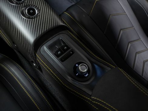 Used 2022 Maserati MC20 Coupe RWD image 64