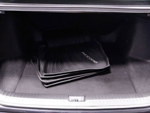 Used 2023 Honda Accord EX-L image 23