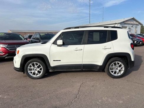 Used 2020 Jeep Renegade Latitude image 2
