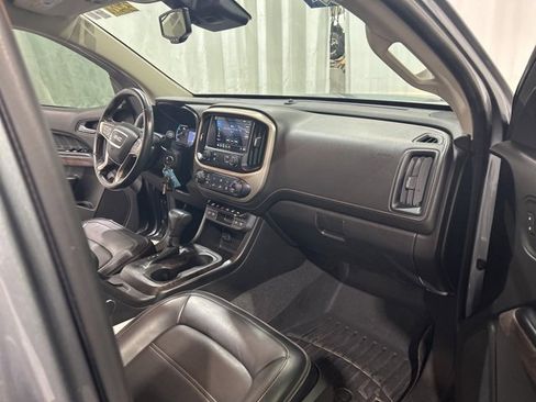 Used 2021 GMC Canyon Denali image 11