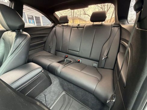 Used 2015 BMW M235i xDrive Coupe image 19